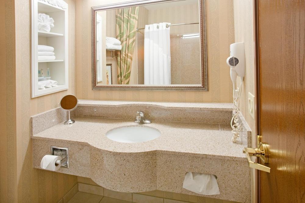 Holiday Inn Express & Suites Fort Worth - Fossil Creek By Ihg Экстерьер фото