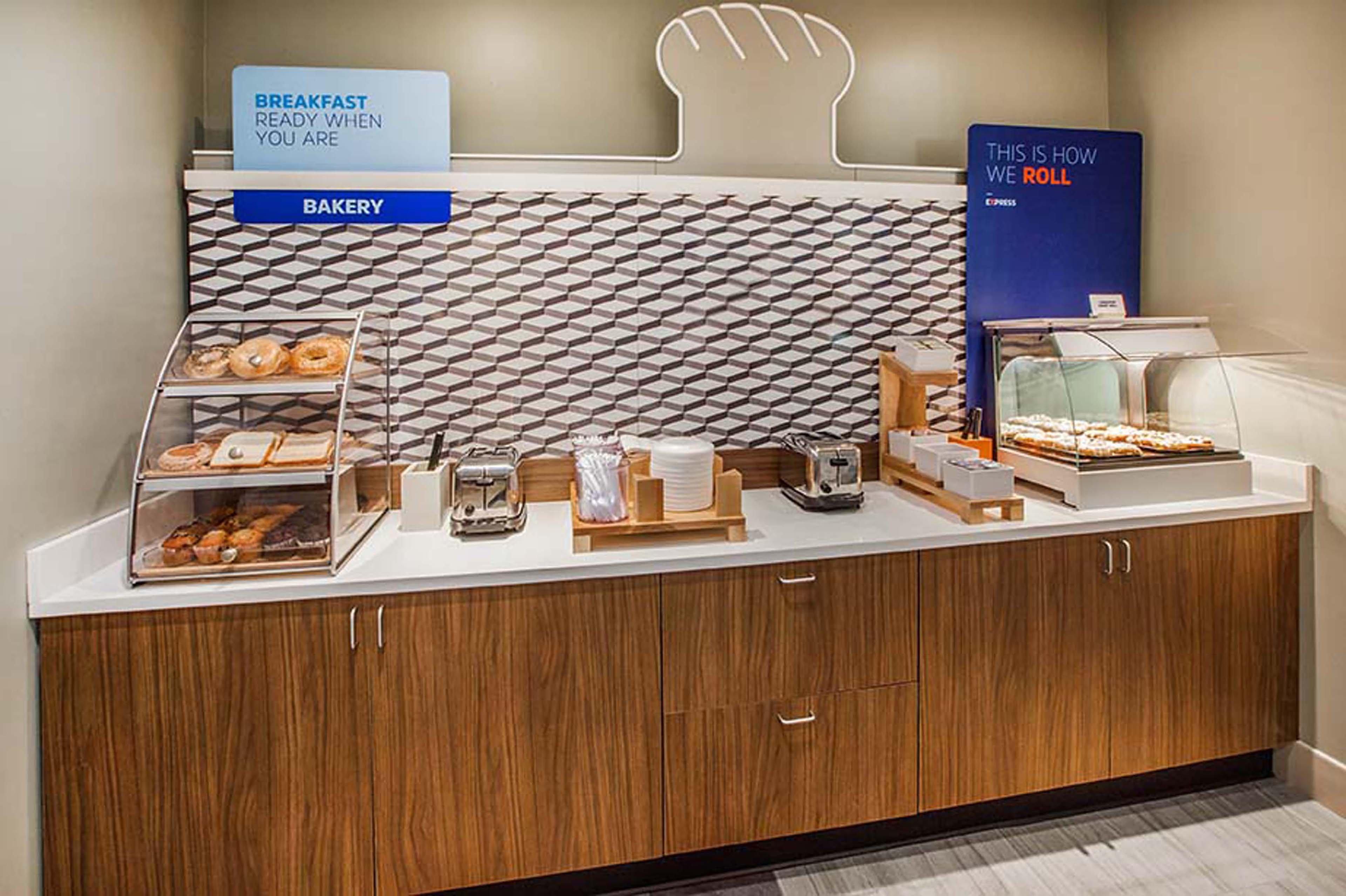 Holiday Inn Express & Suites Fort Worth - Fossil Creek By Ihg Экстерьер фото