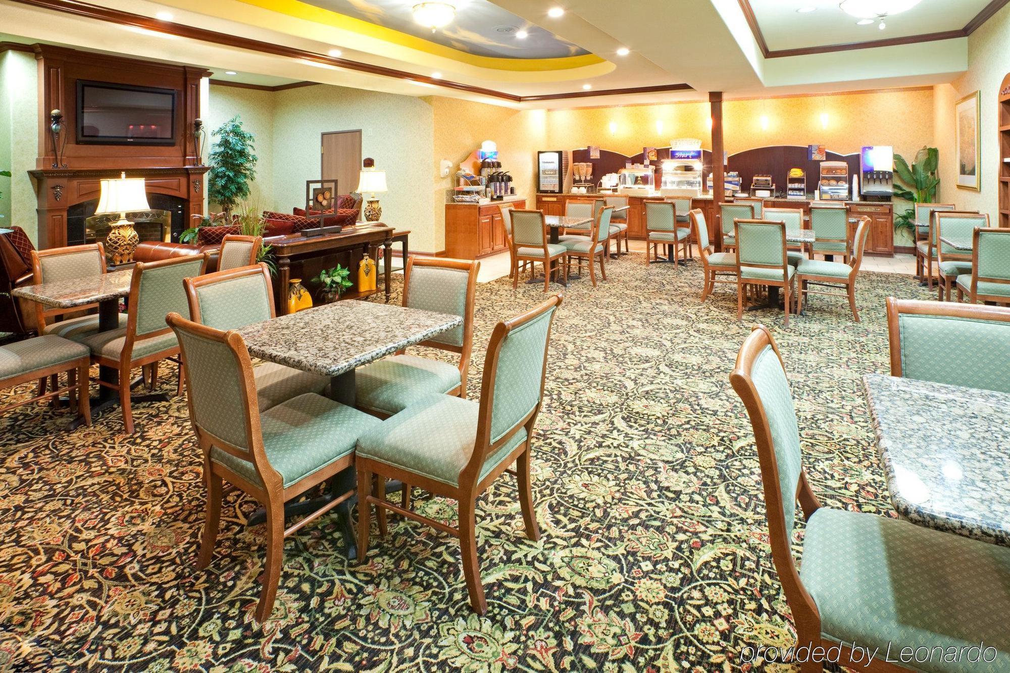 Holiday Inn Express & Suites Fort Worth - Fossil Creek By Ihg Ресторан фото
